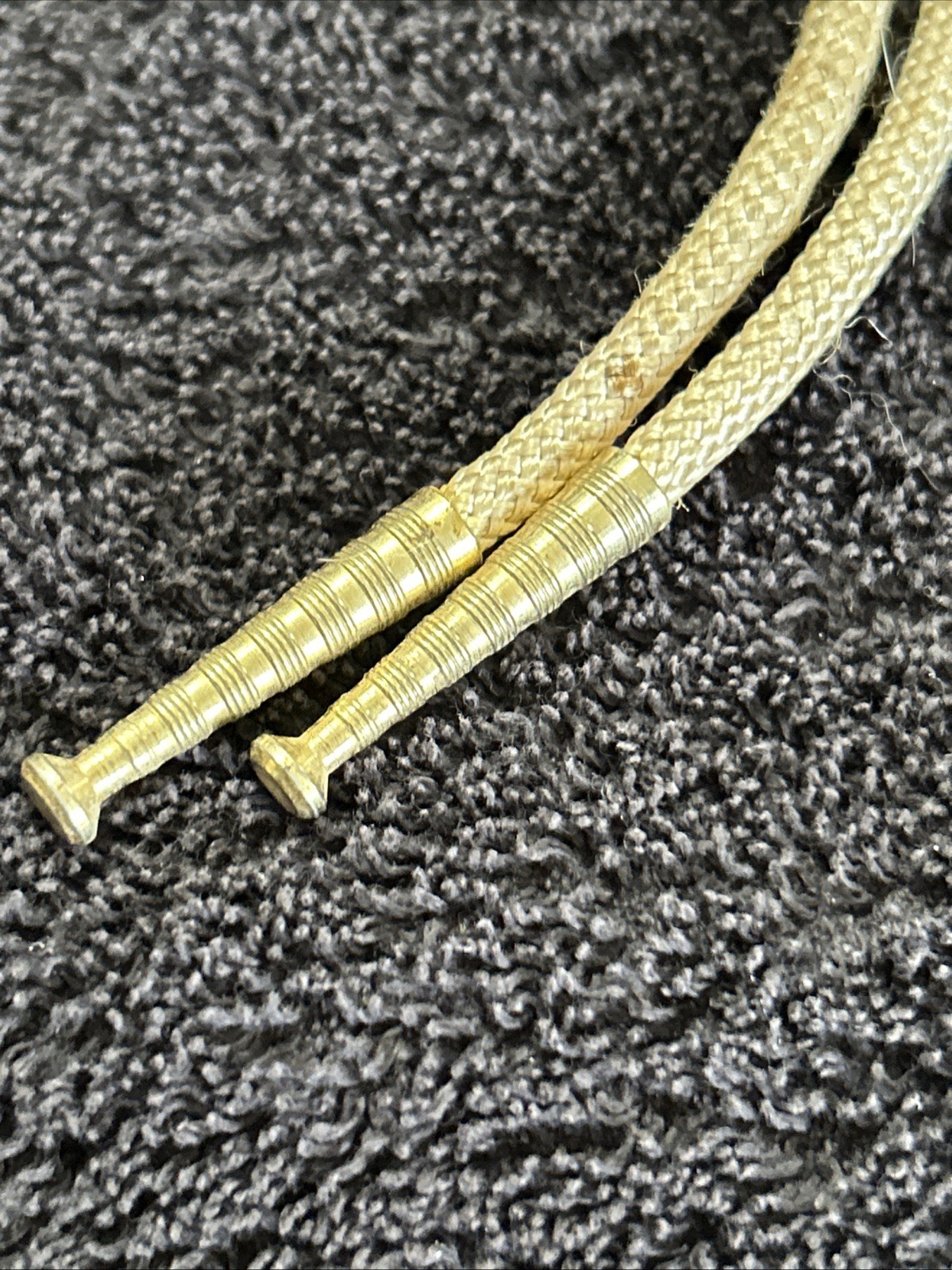 Polished Agate Gemstone Bolo Tie 18″ Woven Nylon Gold Tone Tips