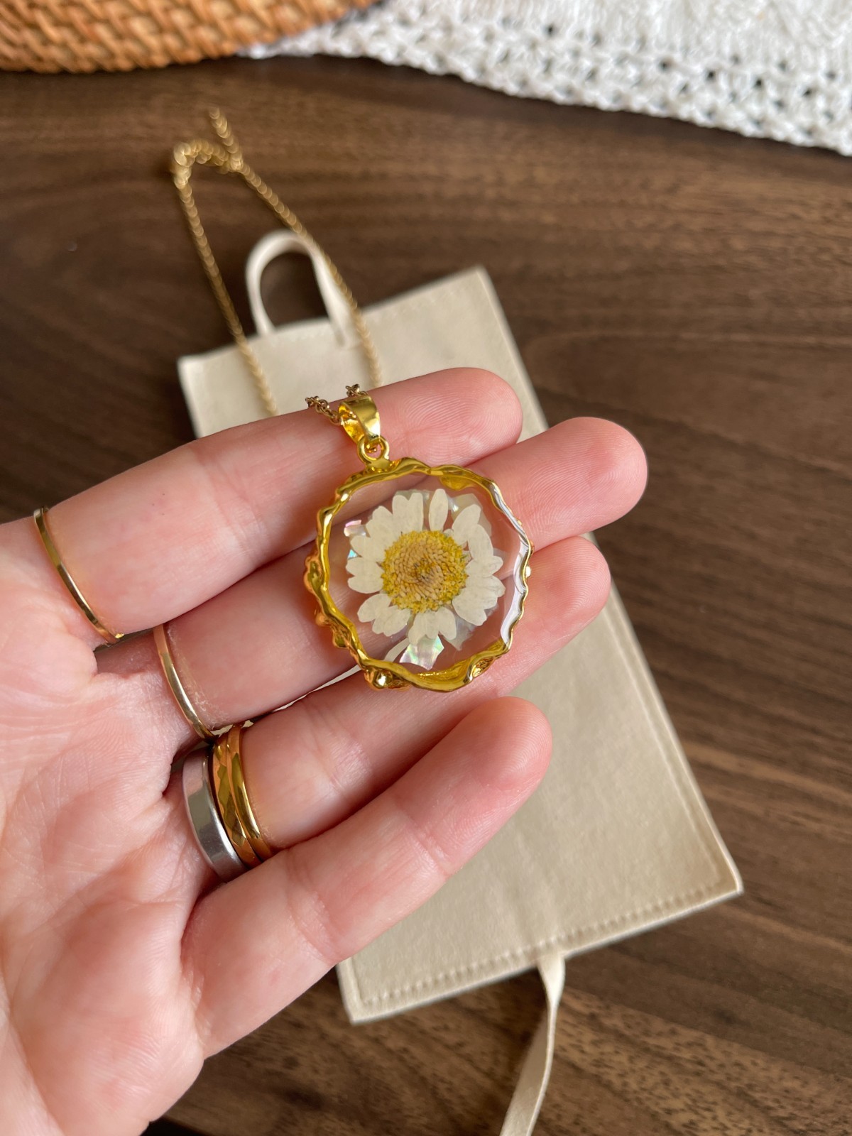 Gold Daisy Pendant Necklace with Resin Flower