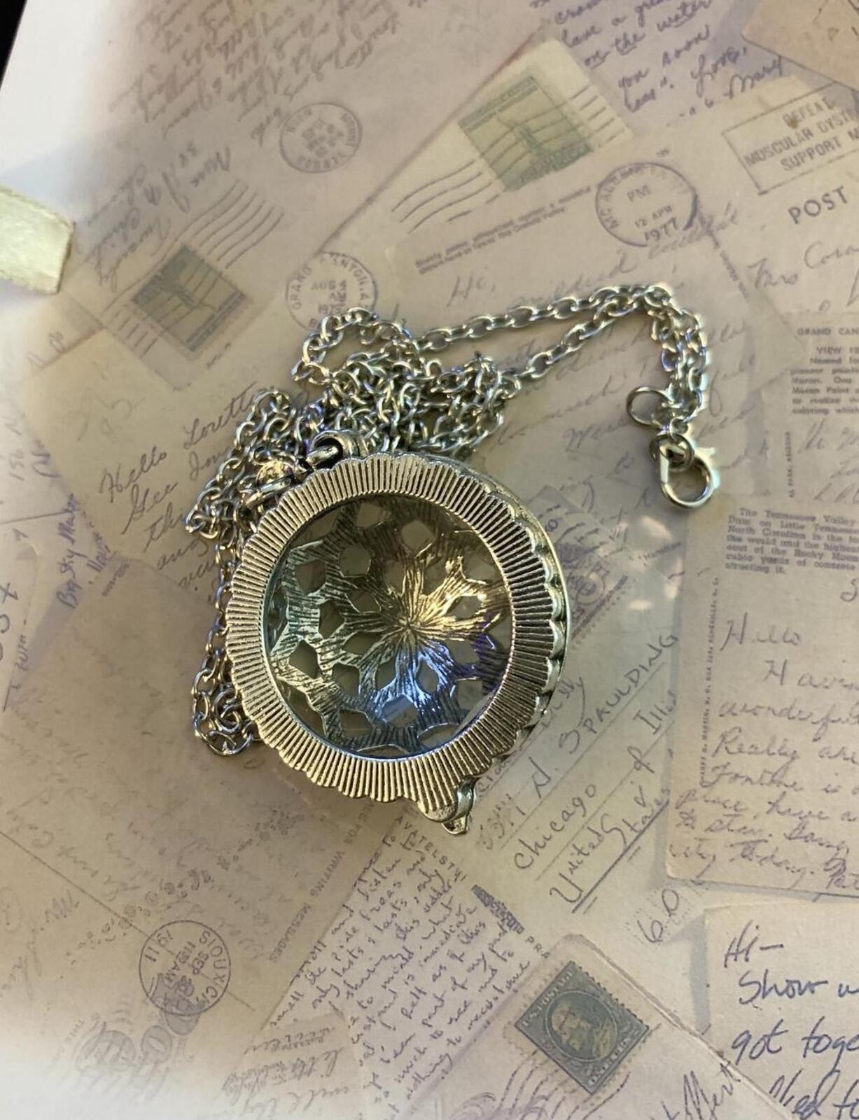Functional Magnifying Glass Filigree Rhinestones Grey Medallion Necklace Jewelry