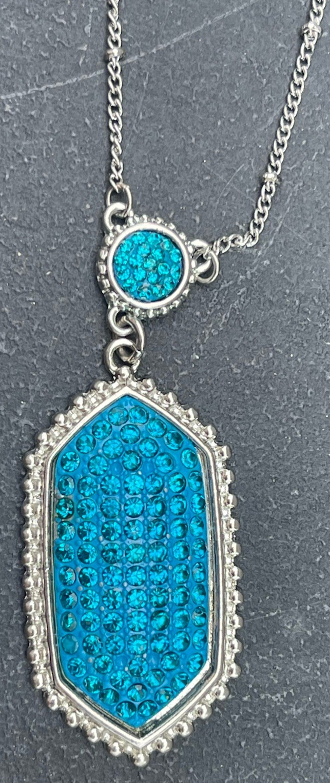 MATCHING NECKLACE EARRINGS BRACELET