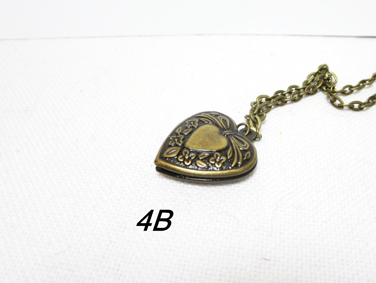 Heart Love Necklace, Valentine’s Day Gift, Gold Heart Necklace, Gift for Mom