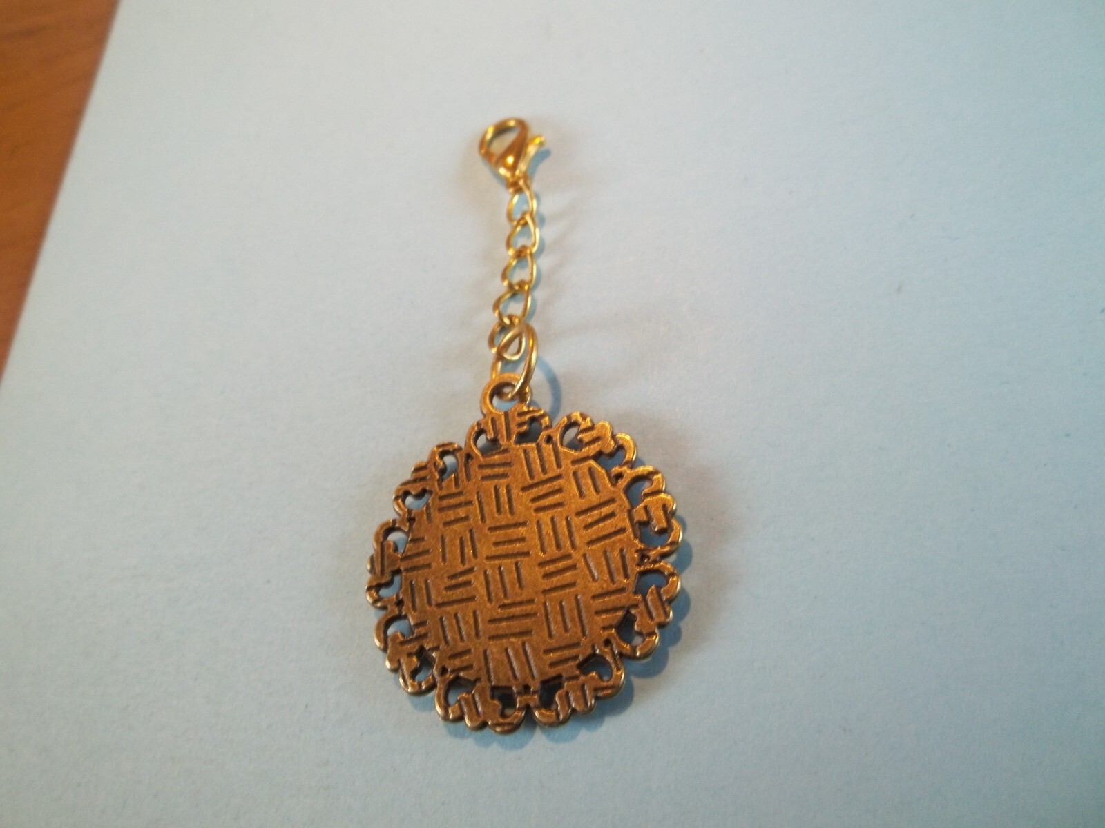 FARTHING COIN – WREN LIMITED EDITION BRONZE CASED PENDANT/CHARM – 1938 to 1955