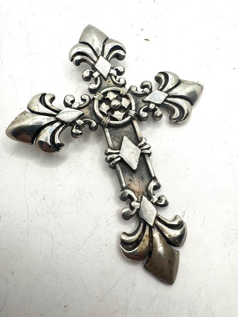CRAZY PIG DESIGNS X large Classic Cross Pendant New w/Box RARE!!