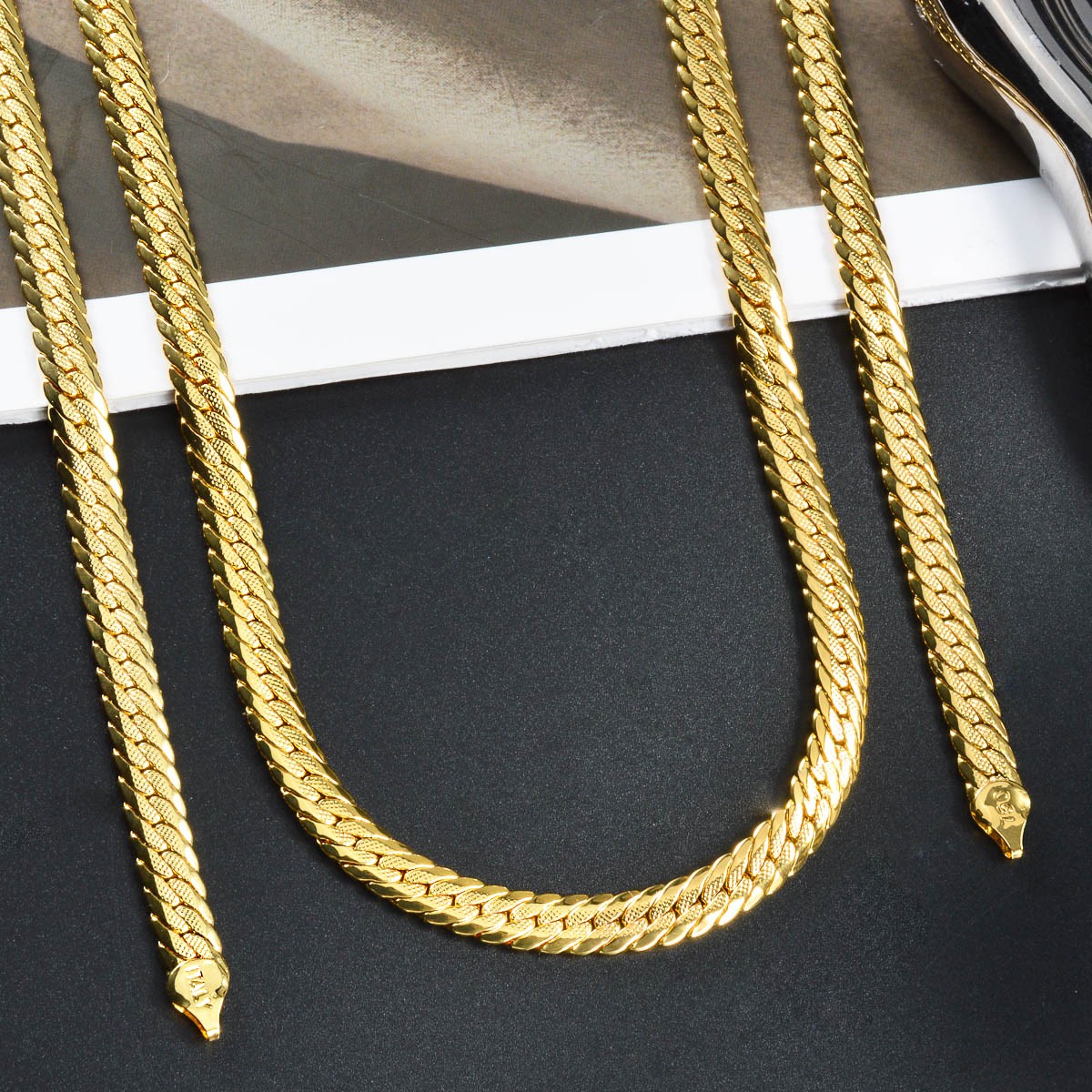 18K Gold Cuban Curb Chain Necklace 750 Stamp Unisex Hip‑Hop Jewelry 18‑24in 7MM