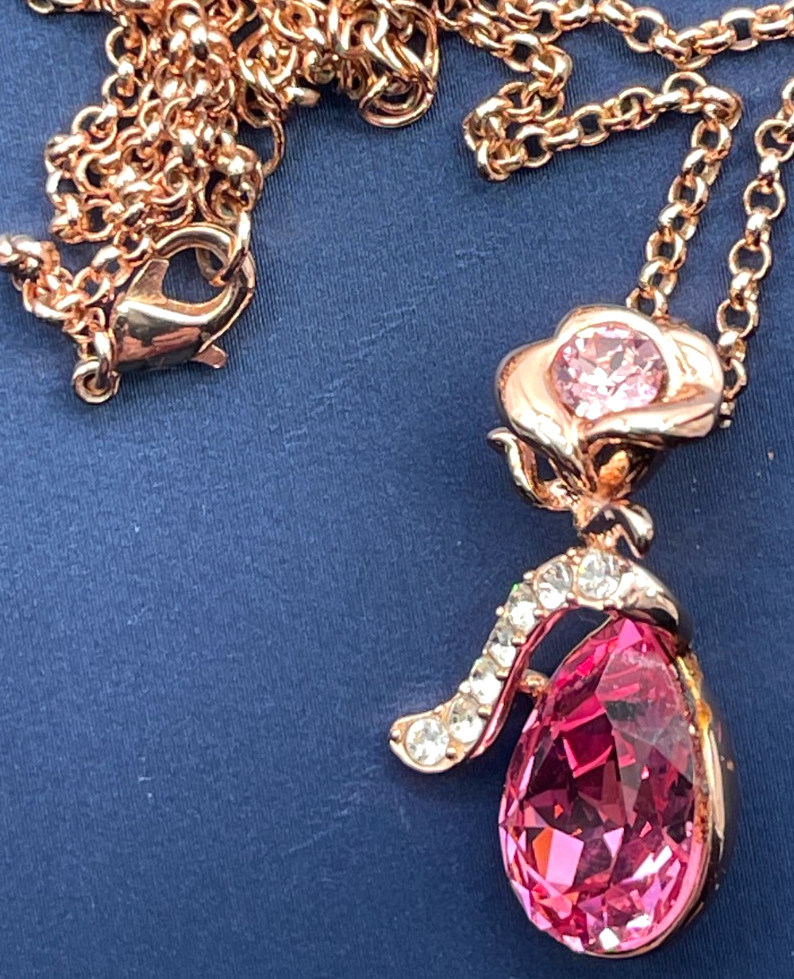 Necklace Rose Gold Tone Bright Pink Teardrop Crystal w/Rose Accent 16″ + 2′