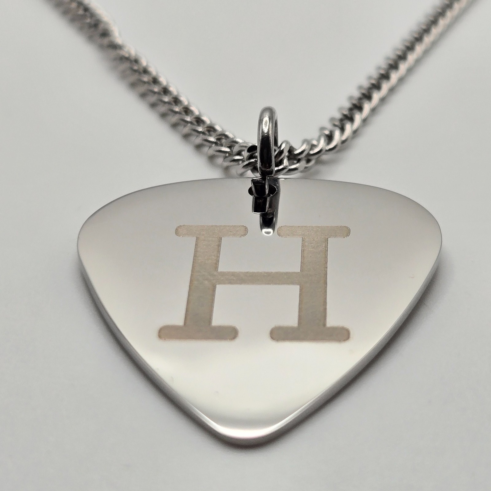 CUSTOM NAME GUITAR PICK CHARM 18″-24″ STAINLESS STEEL CURB CHAIN NECKLACE