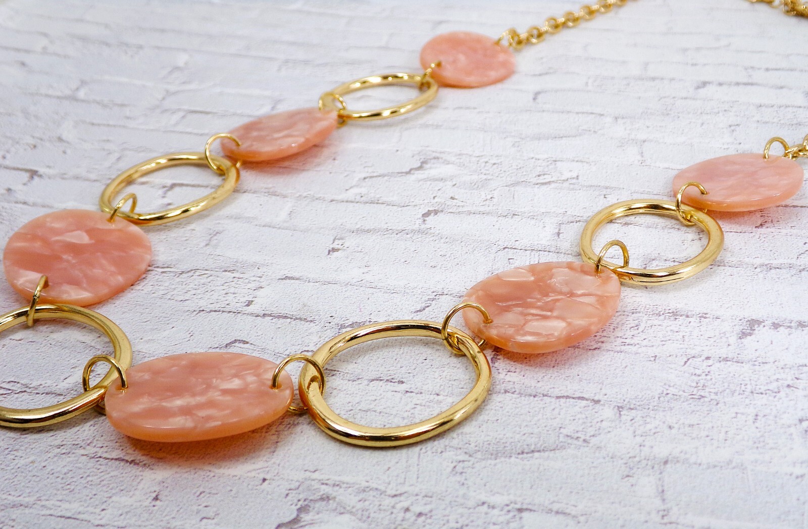 Pink and gold link necklace with pink flat marble look oval disk beads NEW