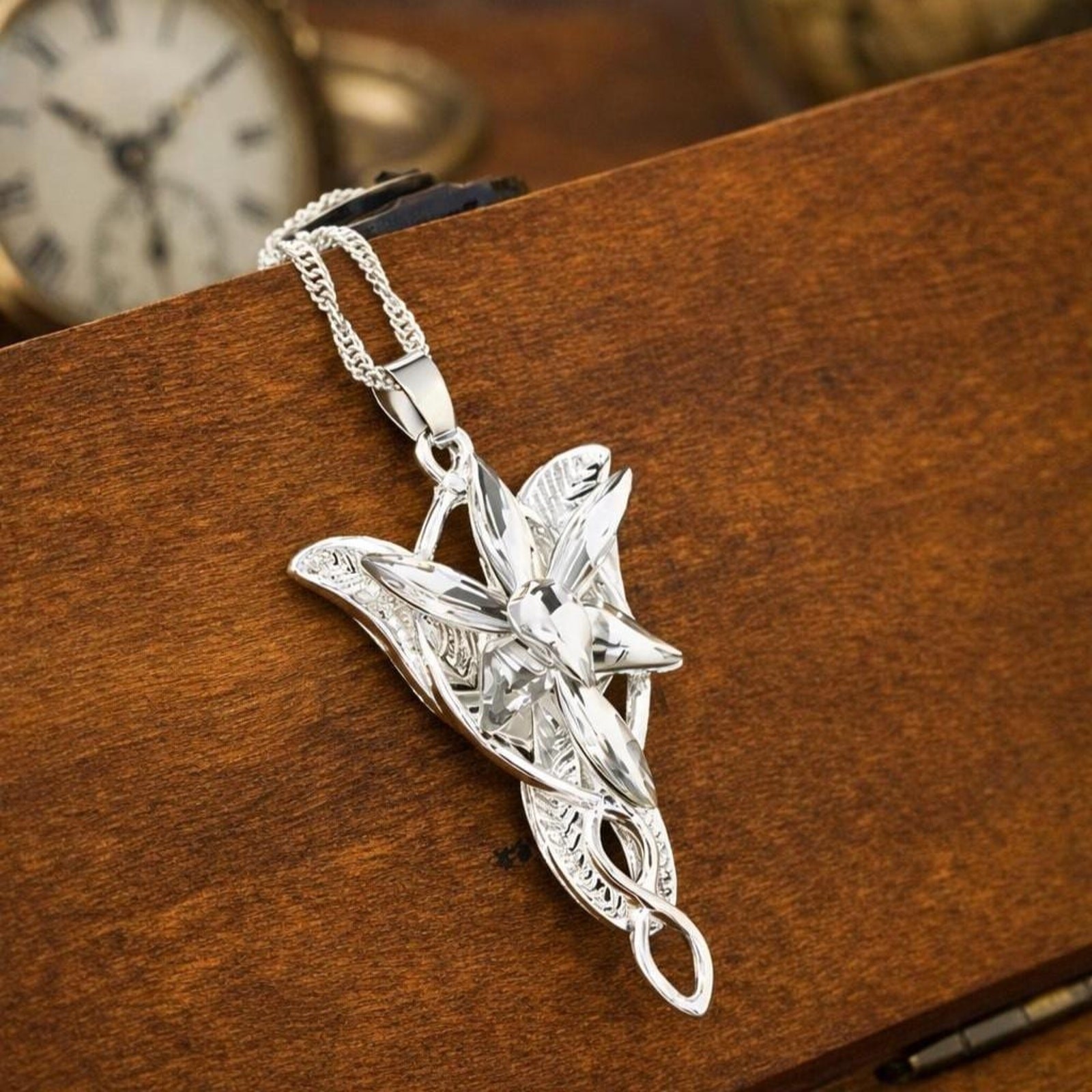 Arwen Evenstar Inspired Pendant Necklace Elven Star Silver Plated LOTR Fantasy