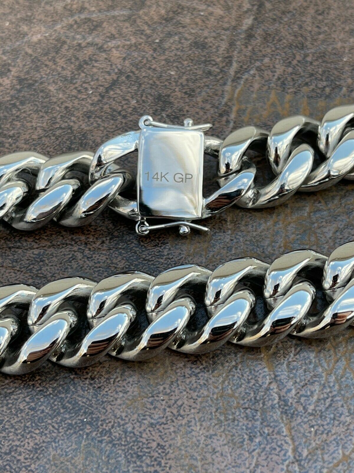 18mm Miami Cuban Link Mens Ladies Choker Chain Stainless Steel Looks Like Silver