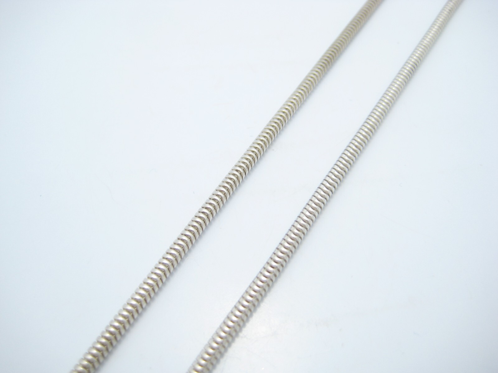 150 AR 800 Silver 2.2mm Snake Lady Figure Pendant Chain Link Necklace 16″