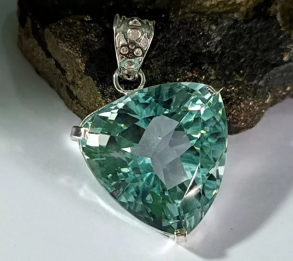 67.9Ct Trillion Aquamarine Natural Topaz 925 Solid Silver Pendant Loose Gemstone