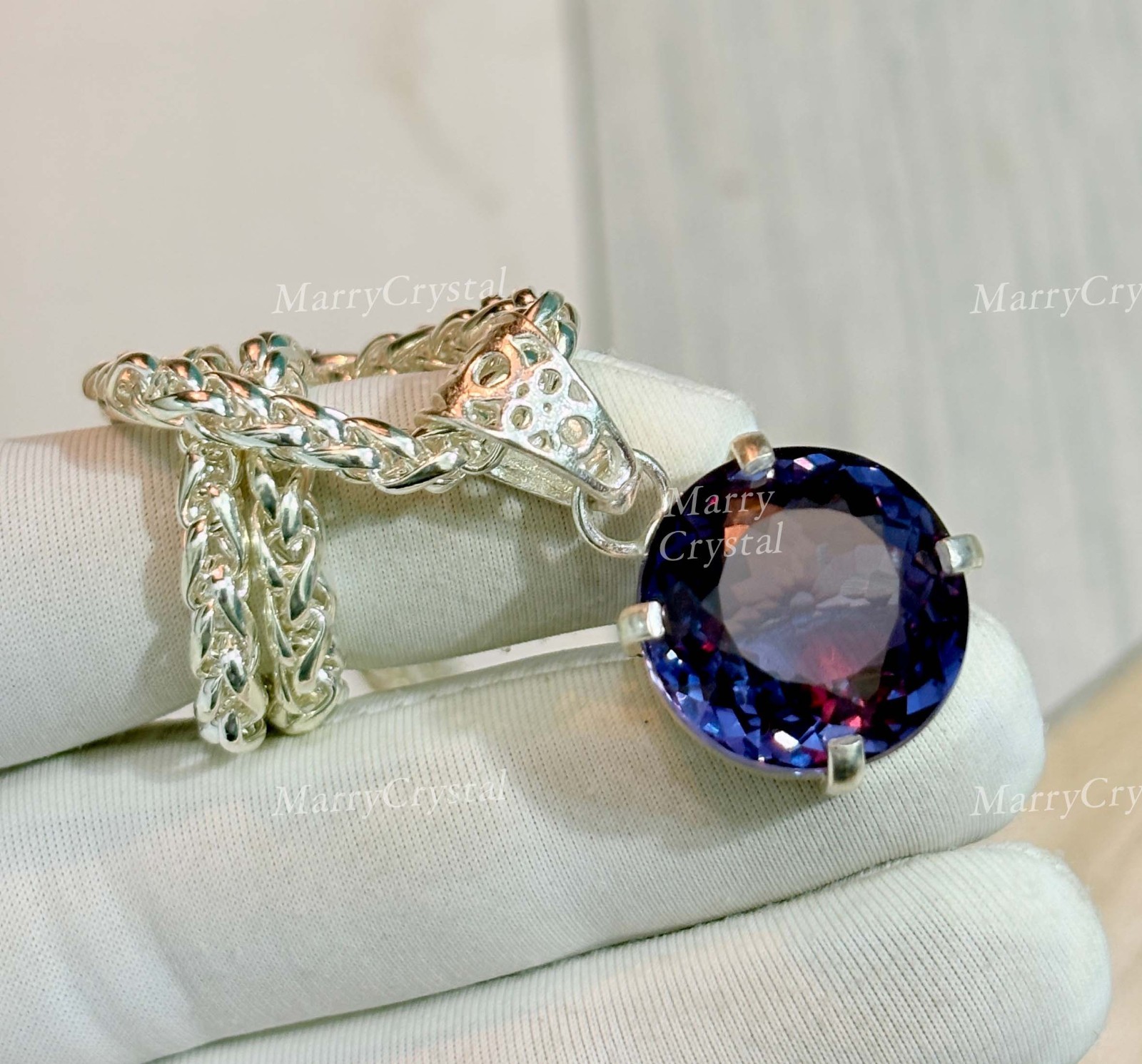 30 Ct Lab Grown Color Change Alexandrite Pendant Garman Silver Loose Gemstone