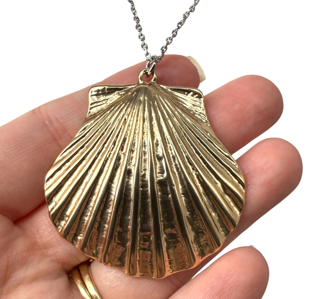 J Jill Shell Pendant Necklace Gold Scallop Beach Coastal Resort Adjustable Slide