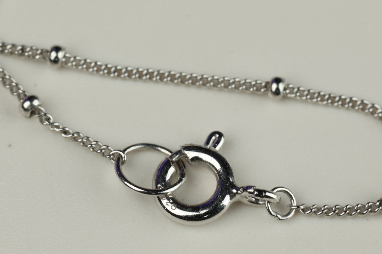925 Sterling Silver Three Stone Cubic Zirconia Necklace 18″ Beaded Chain China