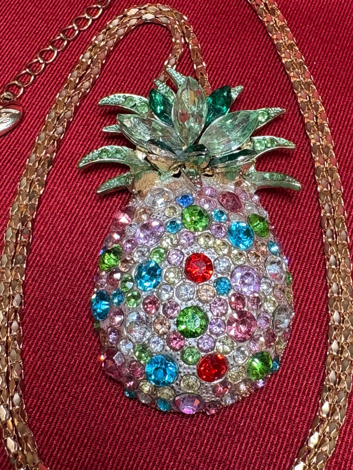 BETSEY JOHNSON Sparkling Large Pineapple Multicolor Crystal Pendant Necklace VGC