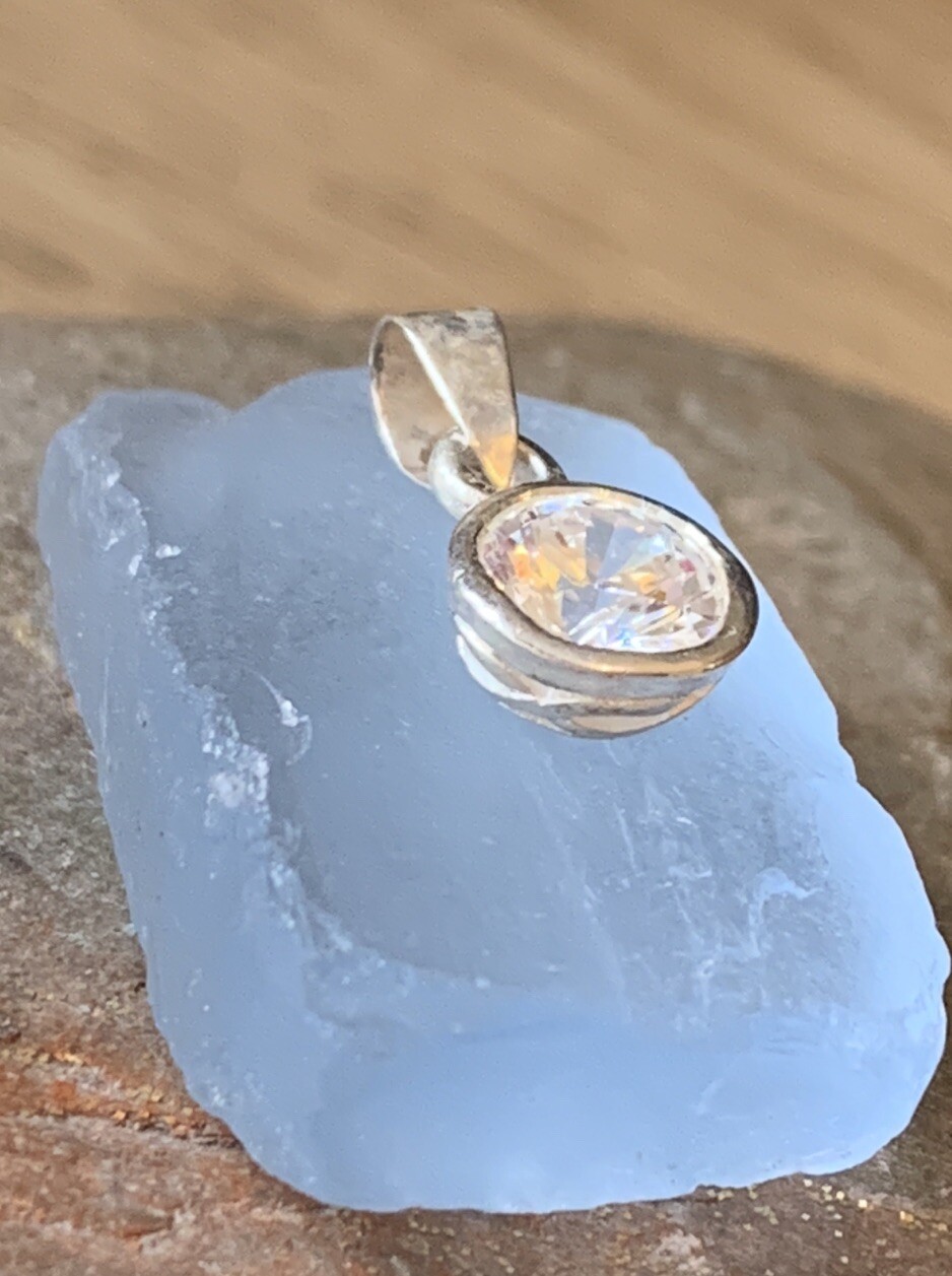 Sterling Silver 925 Round CZ Cubic Zirconia Engraved Pendant