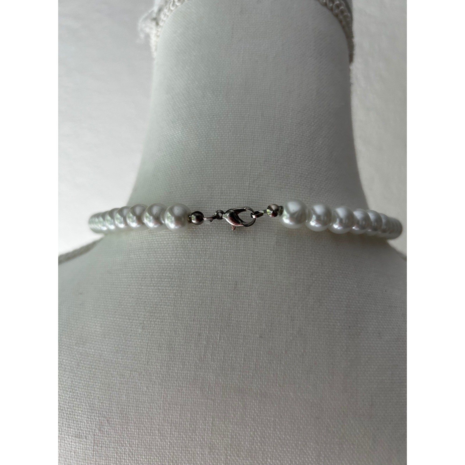 White Faux Pearl Strand Necklace Lobster Clasp 17.5 Inch Classic Jewelry