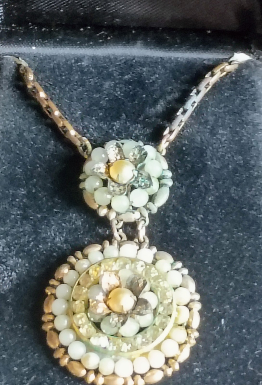 DESIGNER INSPIRED GOLD TONE METAL BEAD & RHINESTONE PENDANT CHAIN NECKLACE