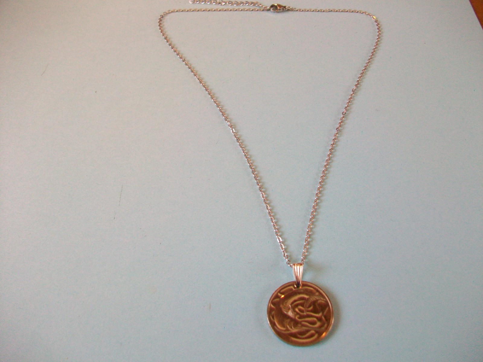 TWENTY CENTS – SWORDFISH – SILVER FINE LINK PENDANT NECKLACE – 1967 to 1984