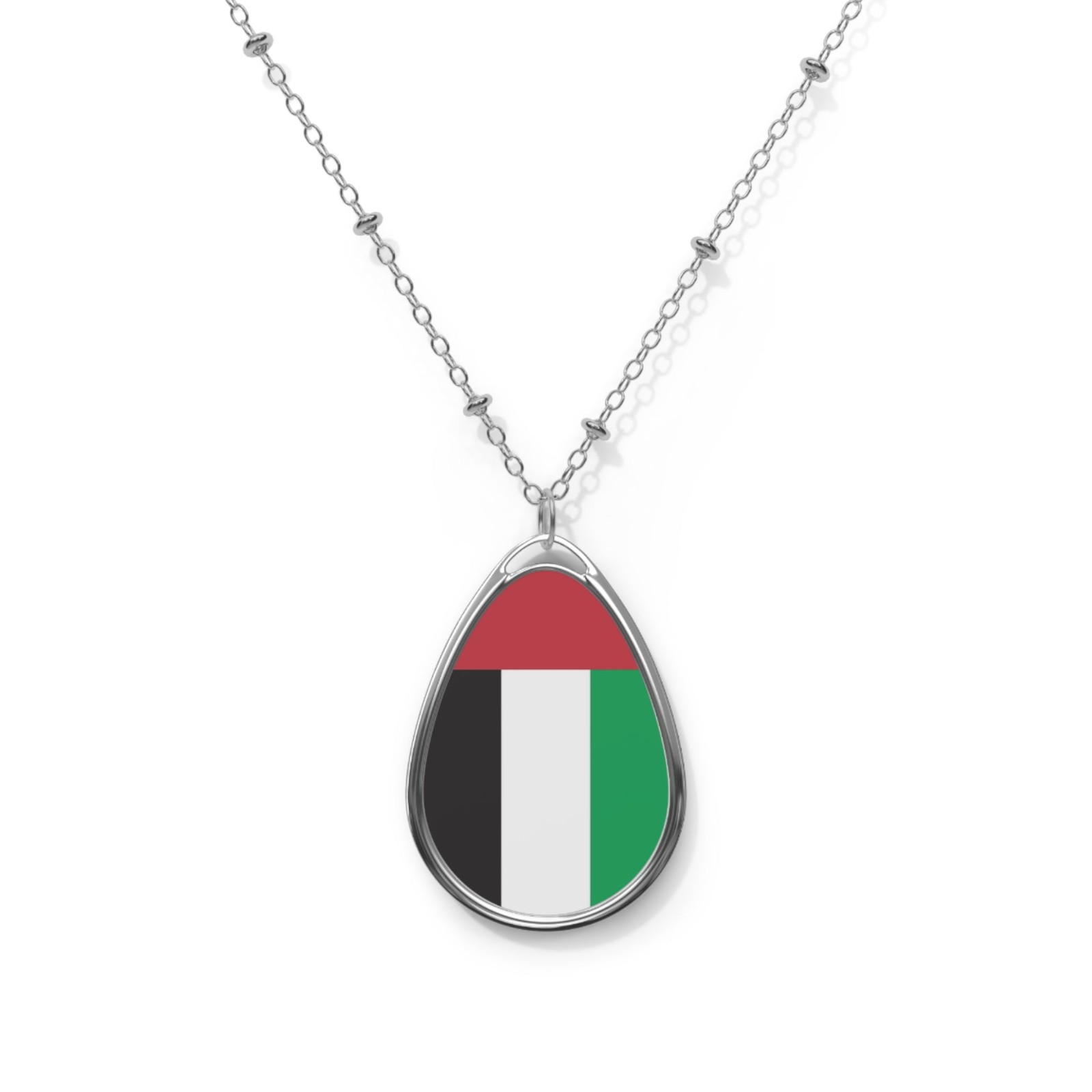 UAE Flag Oval Necklace – Emirati Heritage Pendant – One Size / Silver