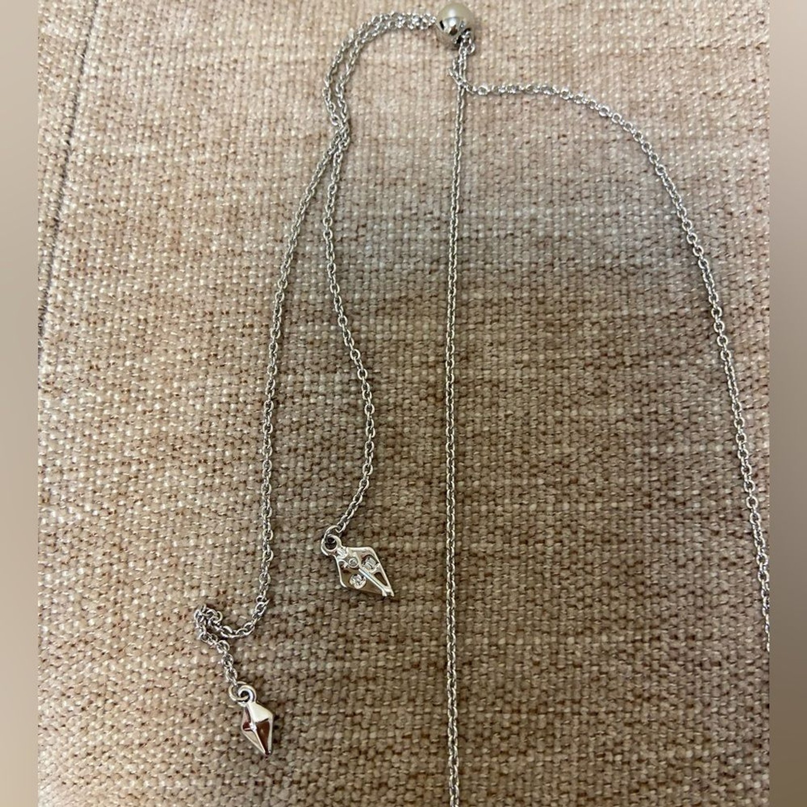 AU Jewelry Silver tones graduated beads rhinestone adjustable