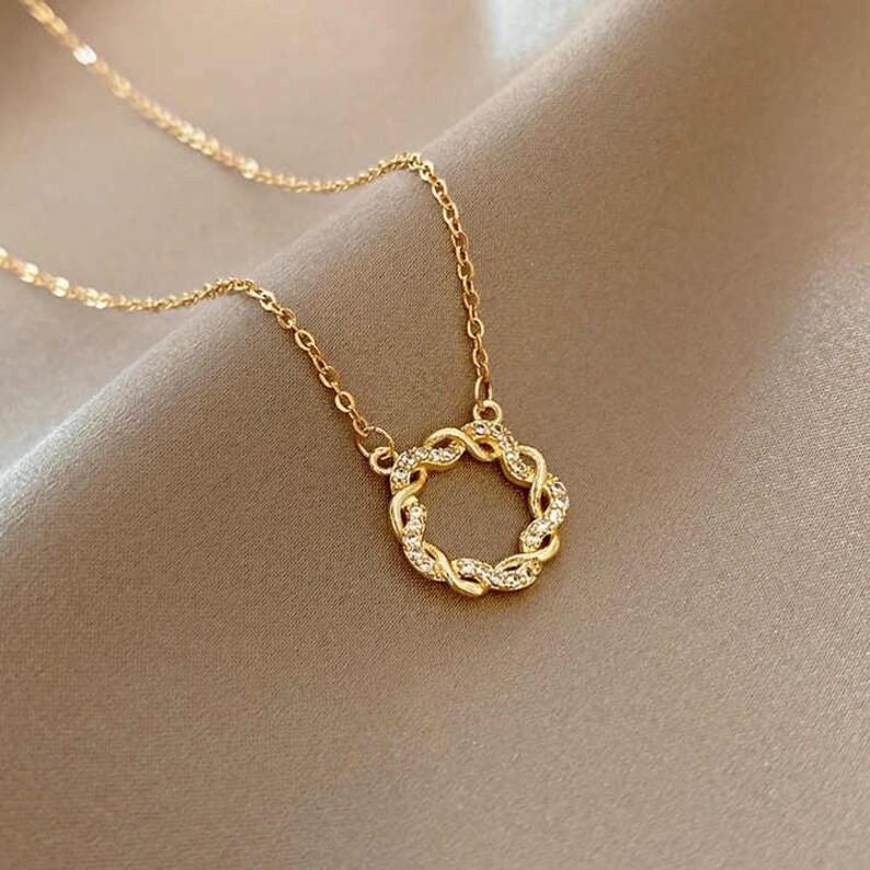 1Ct Round Cut Simulated Diamond Stunning Pendant Necklace 14K Yellow Gold Plated