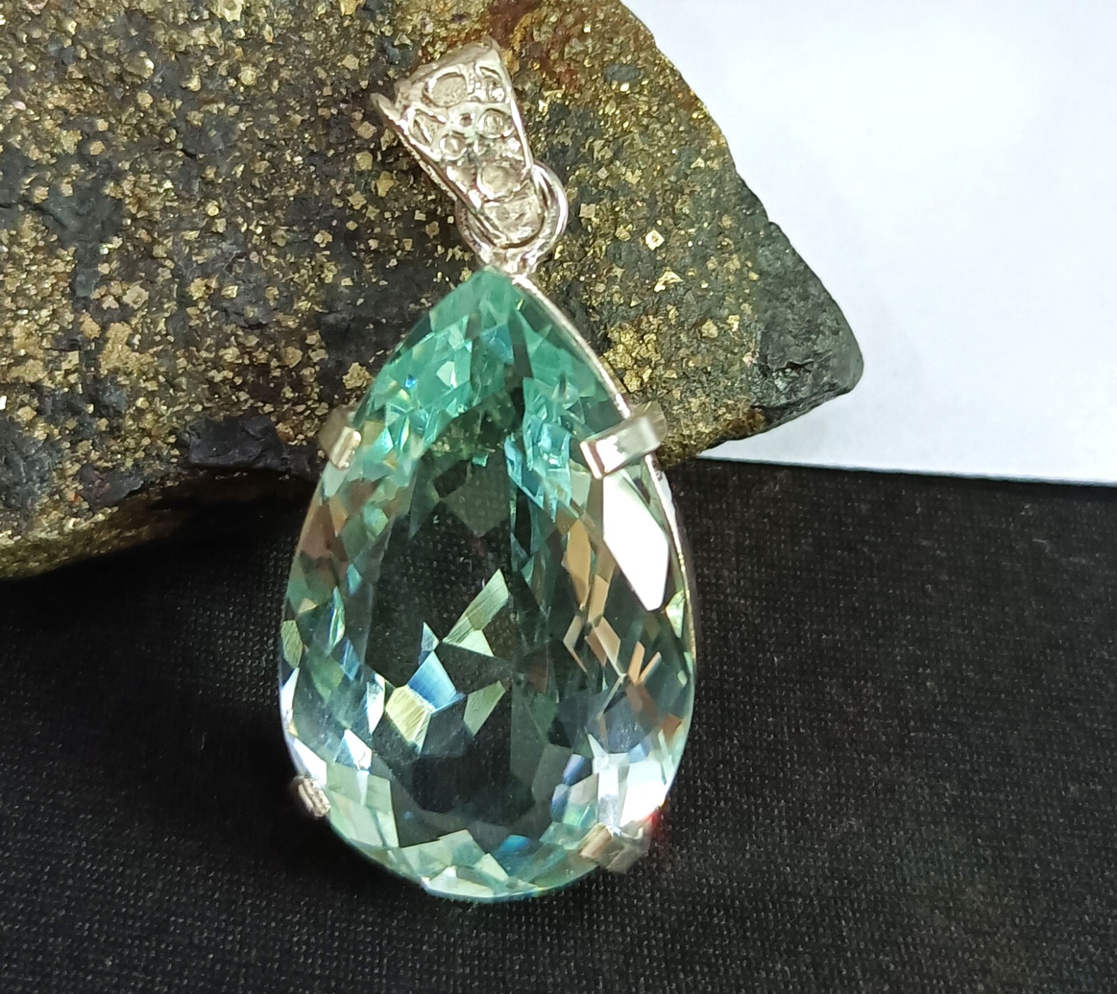 Natural 60.20 Ct Brazilian Pear Cut AQUAMARINE Topaz Pendant 925 Silver Gemstone