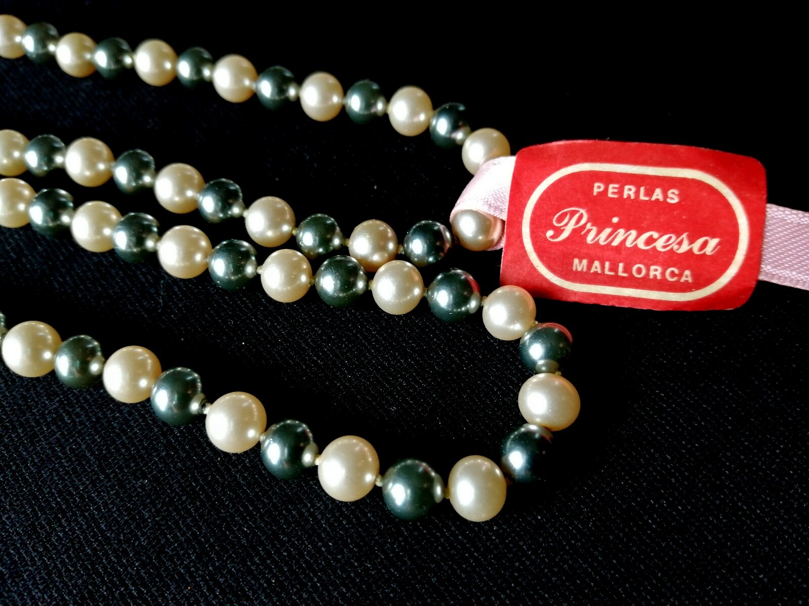 47″ long Beautiful Authentic Majorica Round 7mm Natural Cultured Pearl Necklace