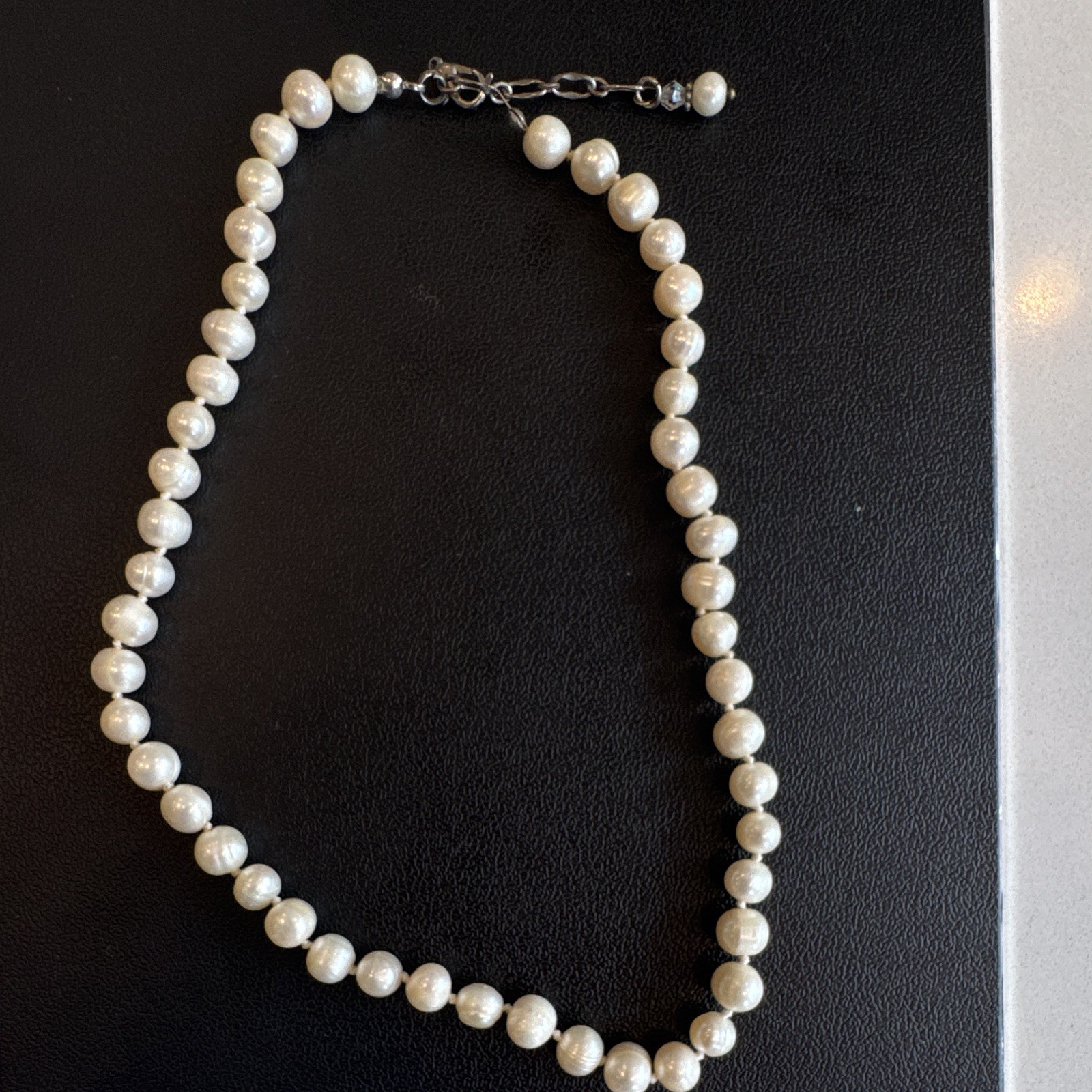 Fresh water Pearl Beaded Necklace w/ Crystal, Silver Tone Adjustable Chain