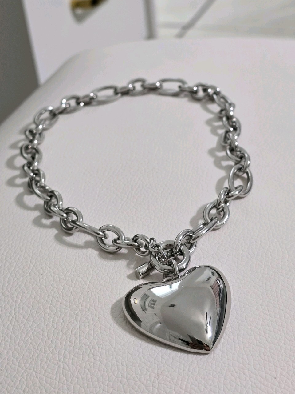 Silver Tone Oval Link Chain Necklace Heart Charm Pendant Toggle Clasp Love