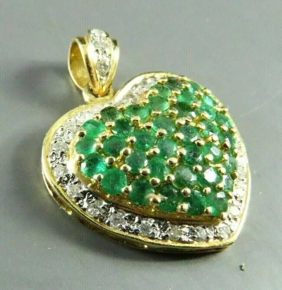 2.40Ct Round Cut Simulated Emerald Cluster Heart Pendant 14K Yellow Gold Plated