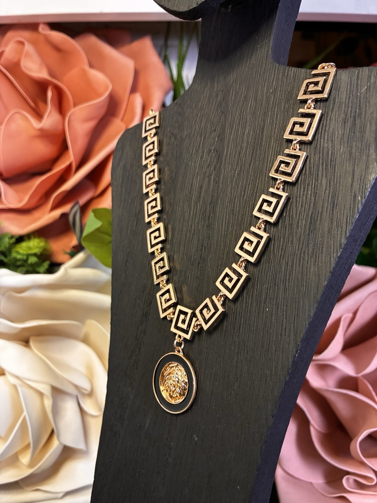 Women Necklace Gold To E Lion Head Medal Pendant Bling Elegant Party Jewelry