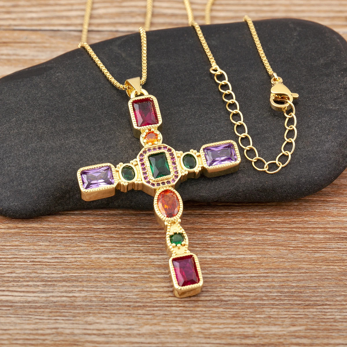 Hot Sale Religious Style Cross Pendant Necklace For Female Male Copper Pav