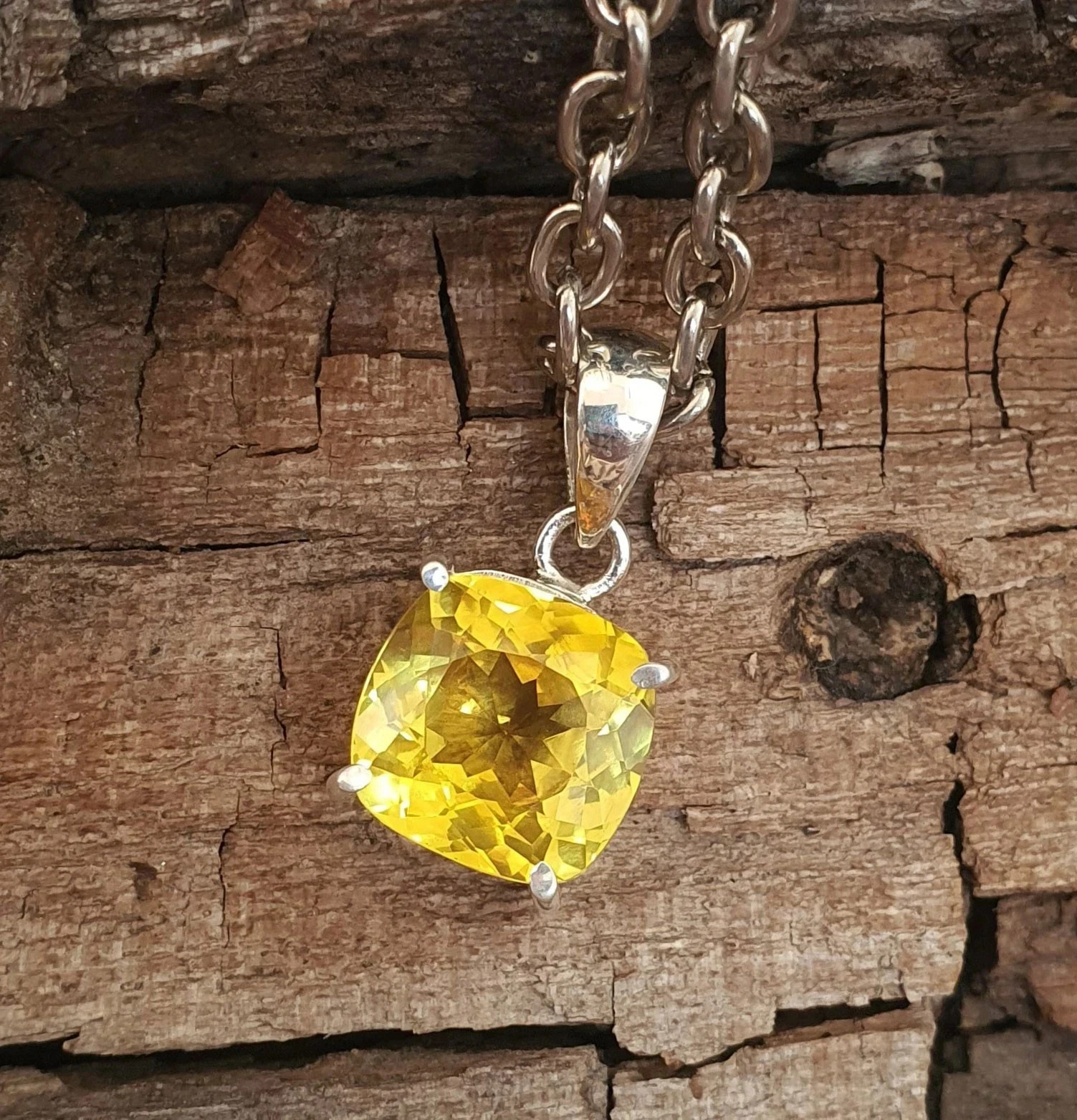 Natural 21.95 Ct Cushion Yellow Sapphire 925 Silver Pendant Gems GIE Certified
