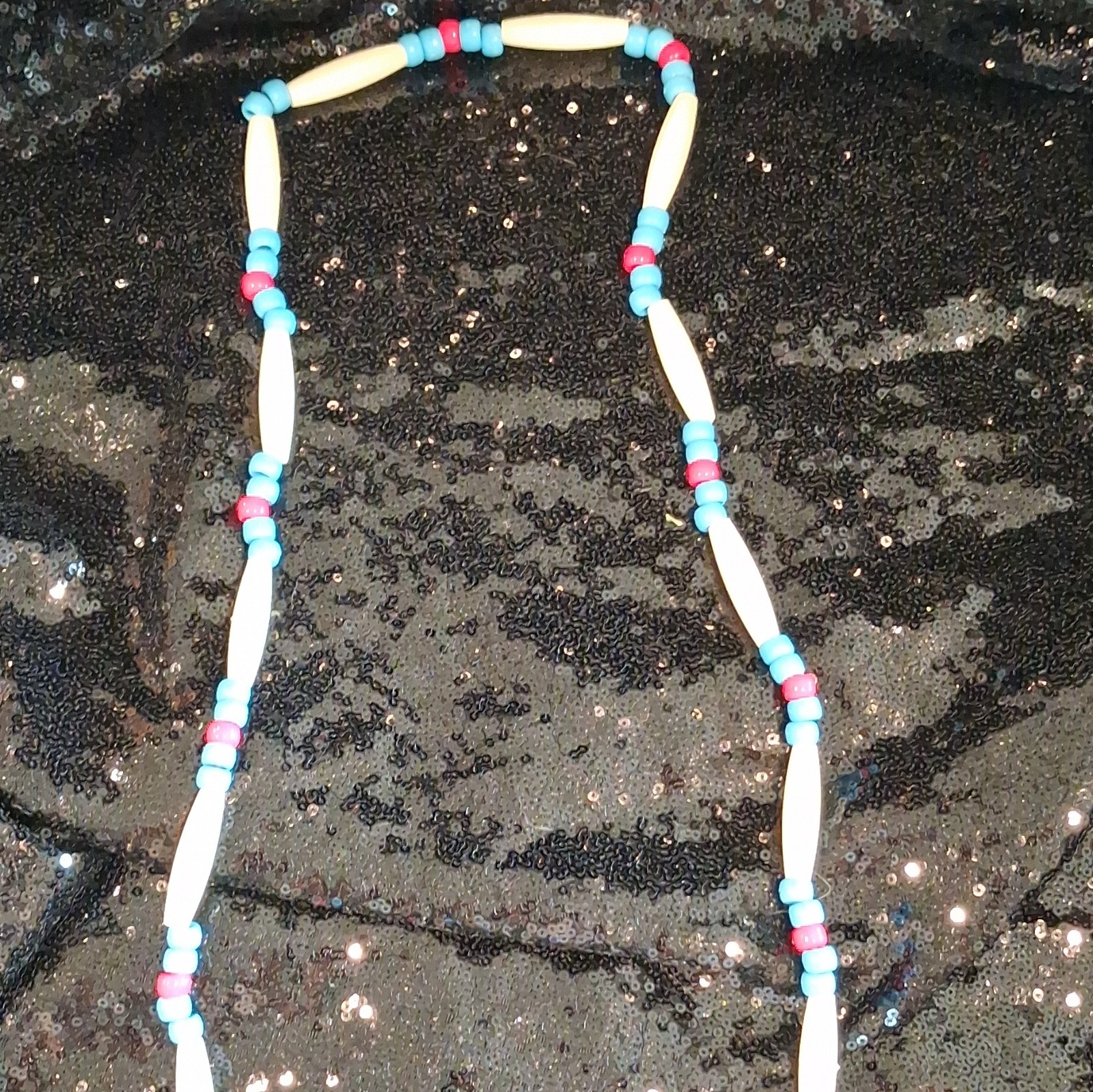 White Blue & Pink Plastic Beaded Necklace Ball/Bead Chain No Clasp No Stone