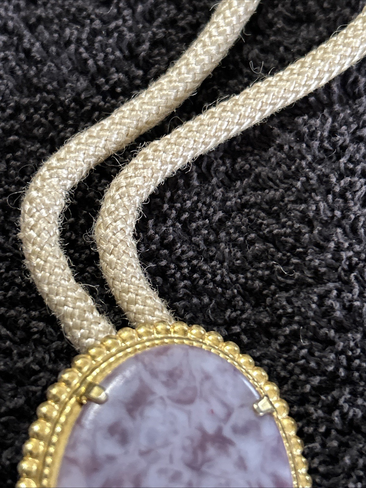 Polished Agate Gemstone Bolo Tie 18″ Woven Nylon Gold Tone Tips