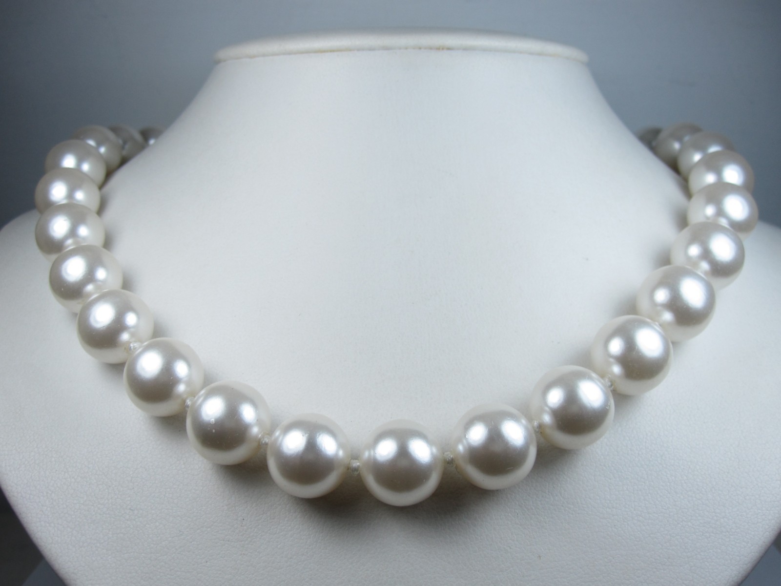 Rachel Rhodium Pearl Necklace Bridal White Finish 24″ Length – 14mm Uniform 7705
