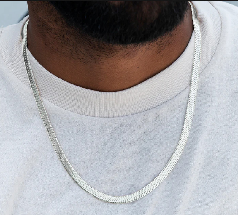 Herringbone Chain in White gold – Multiple sizes available
