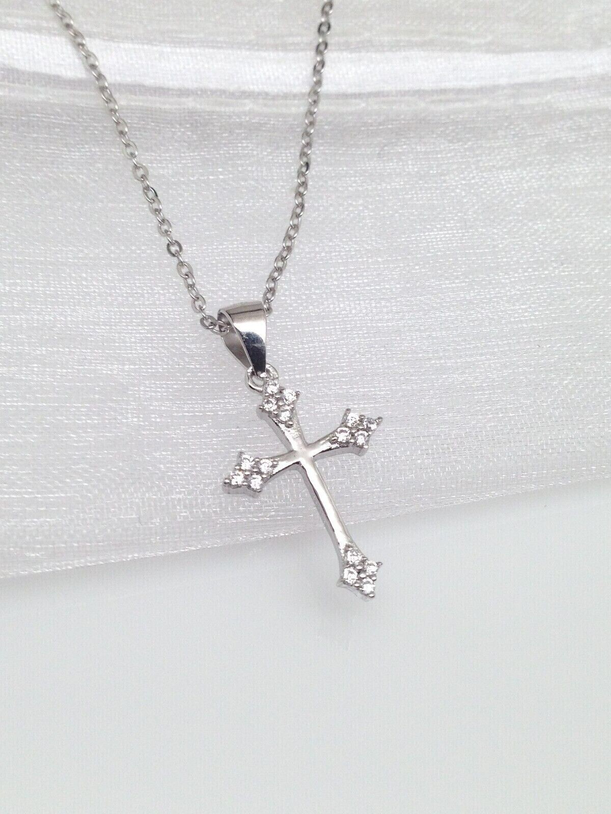 Small Cz Cross Necklace 925 Sterling Silver Tiny Pendant Womens 17mm(0.67″) 18″