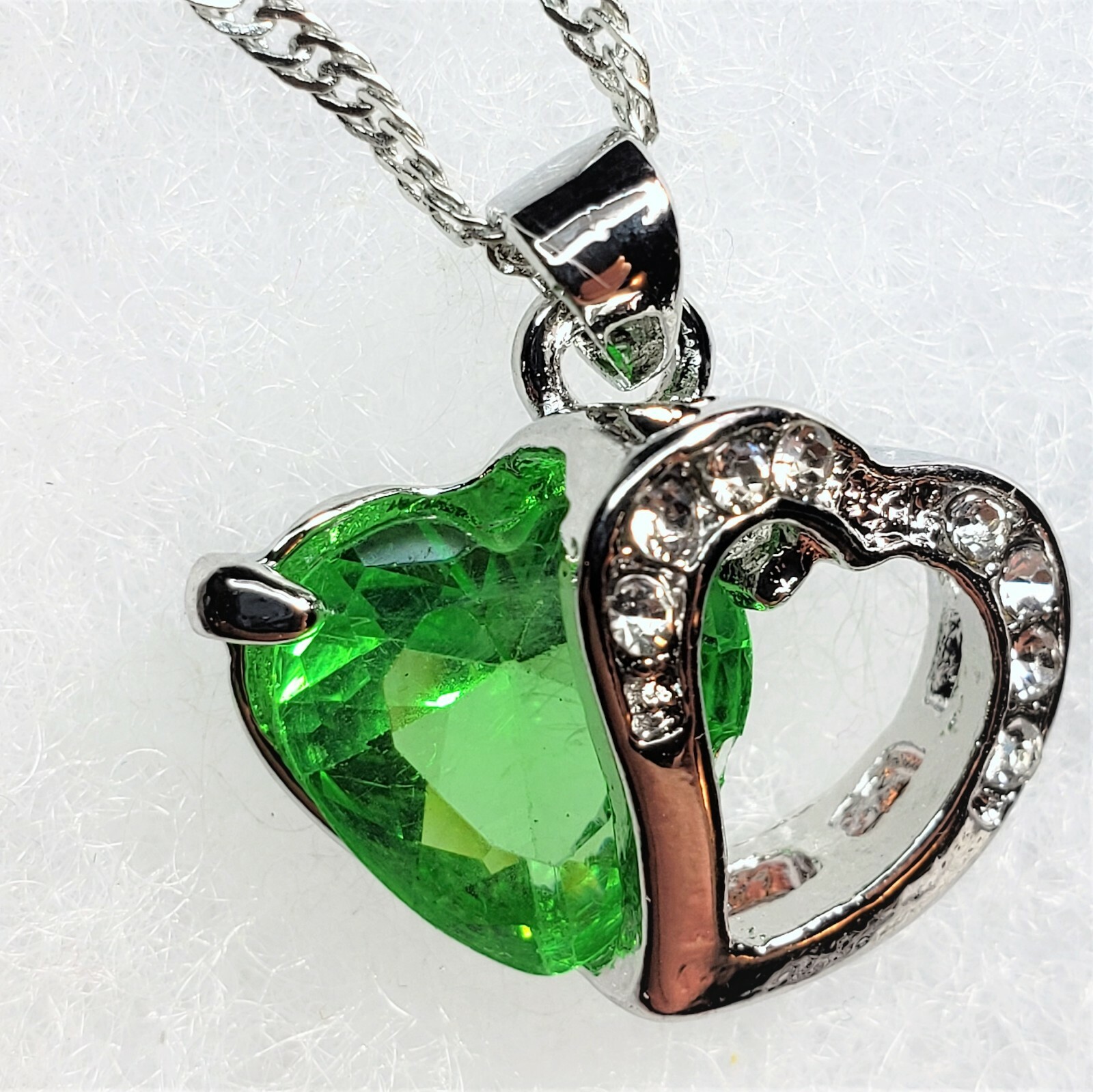 Valentine’s Day / Birthday Gift Necklace Green Heart Shaped