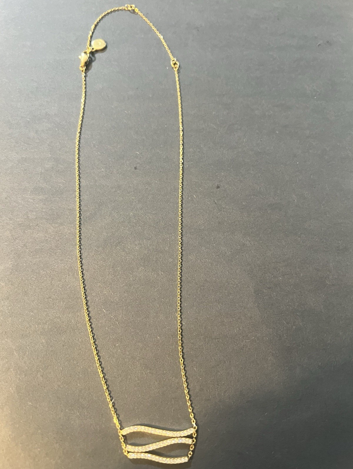Michael Kors Gold Tone Pavé Crystal Wave Bar Pendant Cable Chain Necklace