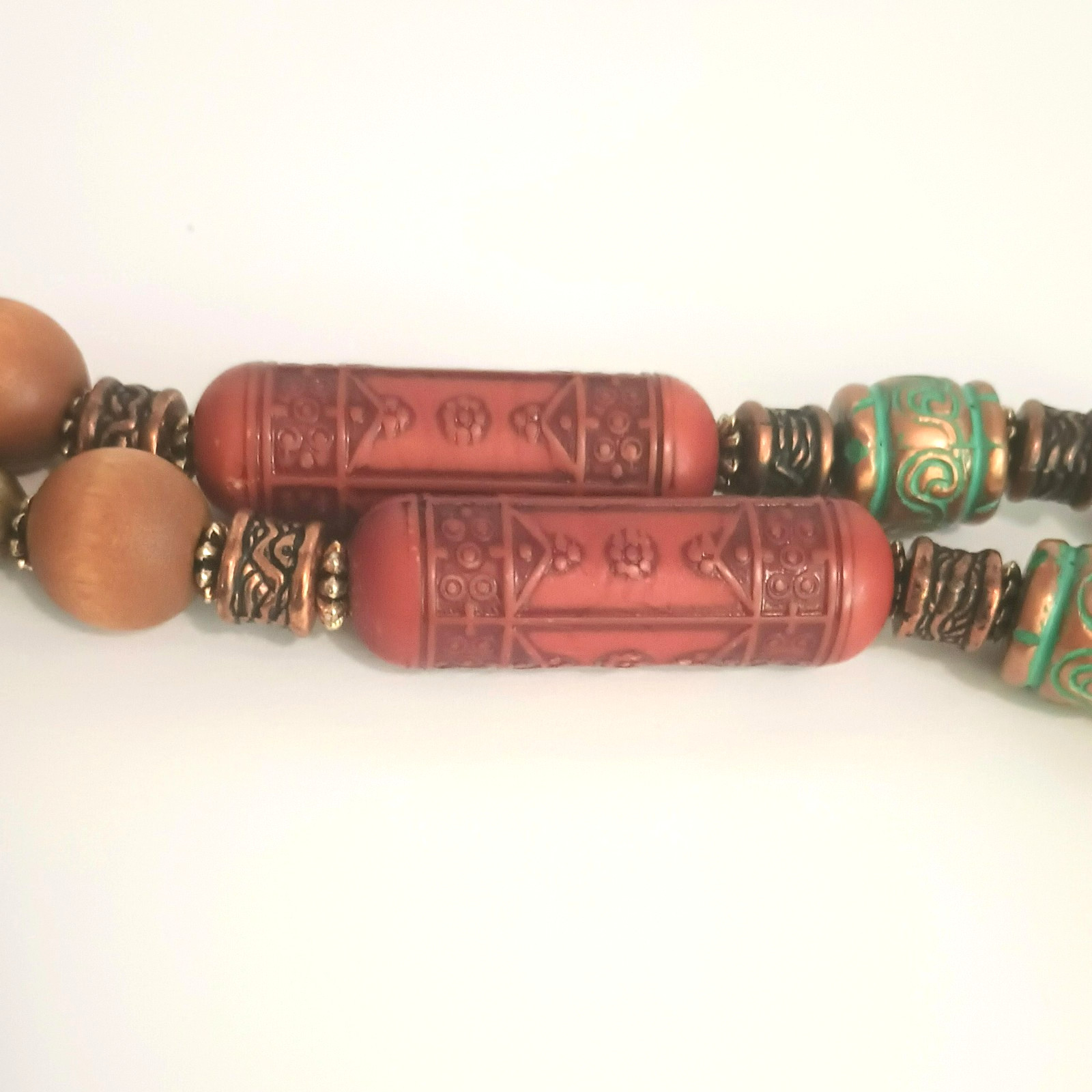 Lady Remington Vintage Necklace 26” Boho Carved Resin & Metal Jewelry