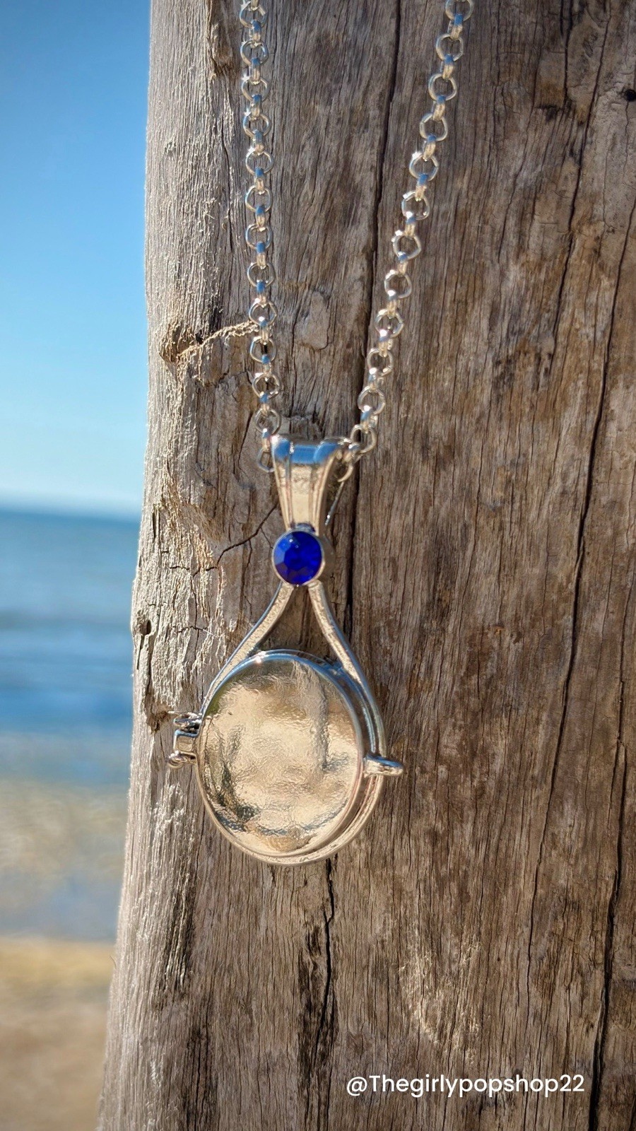 Moon Pool Silver Locket From H20 Just Add Water Cleo Emma Rikki Stones