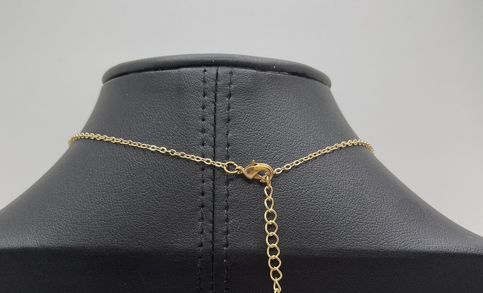 Gold Tone Pink & Black Ball Pendant 16″ Necklace Fashion Jewelry Unmarked