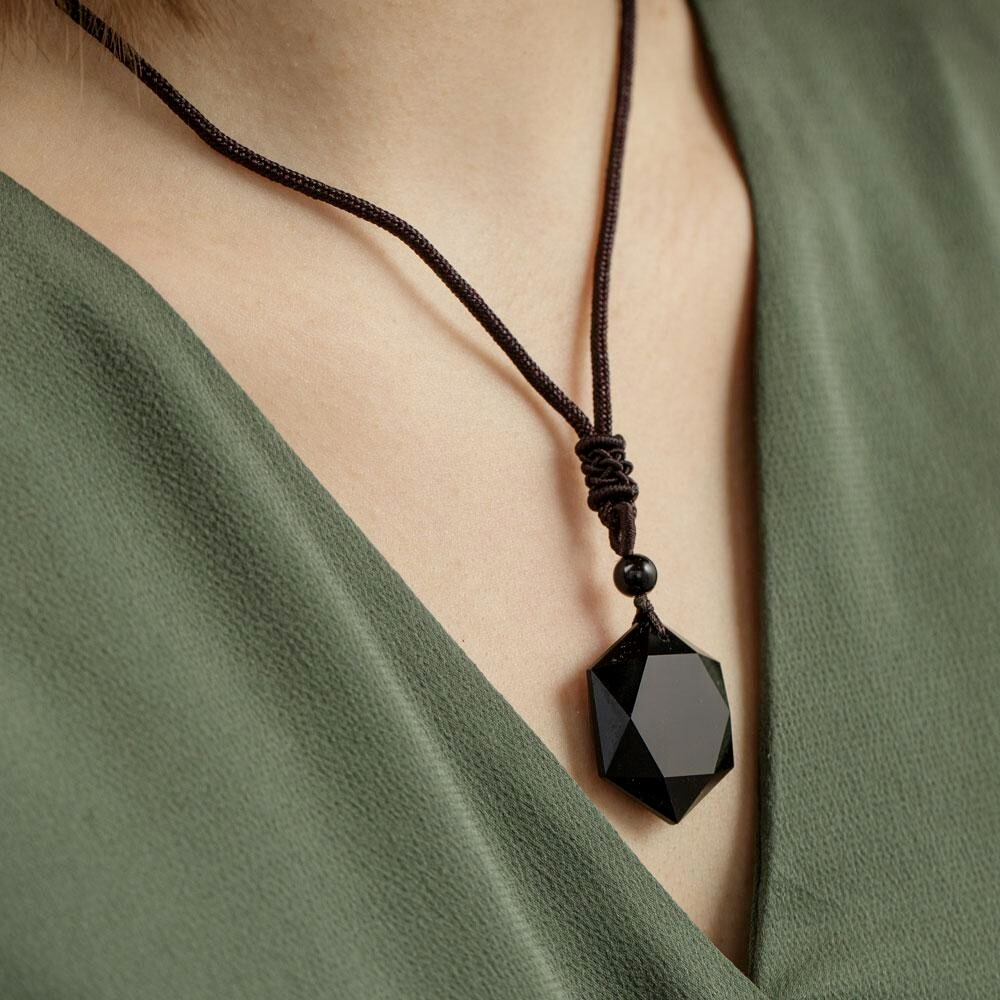 Natural Black Obsidian Stone Pendant Healing Fashion Amulet Unisex Necklace Gift