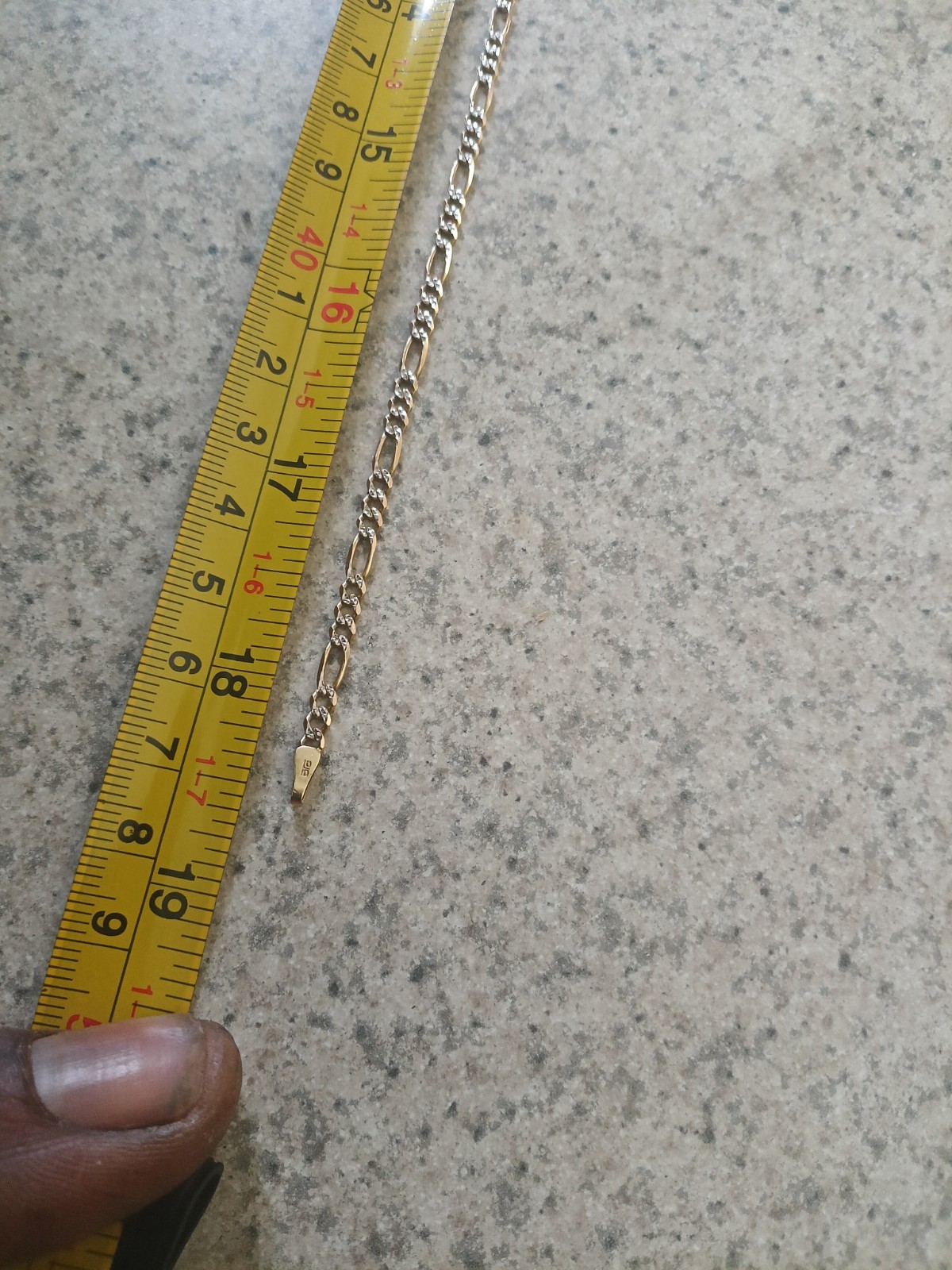 Men’s 10K Gold Figaro Chain Necklace