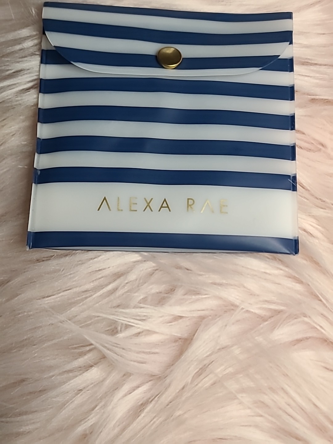 Necklace designer Bar Gold Chain Alexa Rae Fantasy Island Melania Clara 16″ BIG