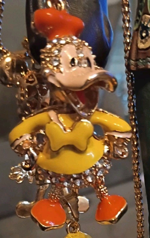 Signed Betsey Johnson Crystal Spring Easter Duck 3D Pendant & Necklace /j46