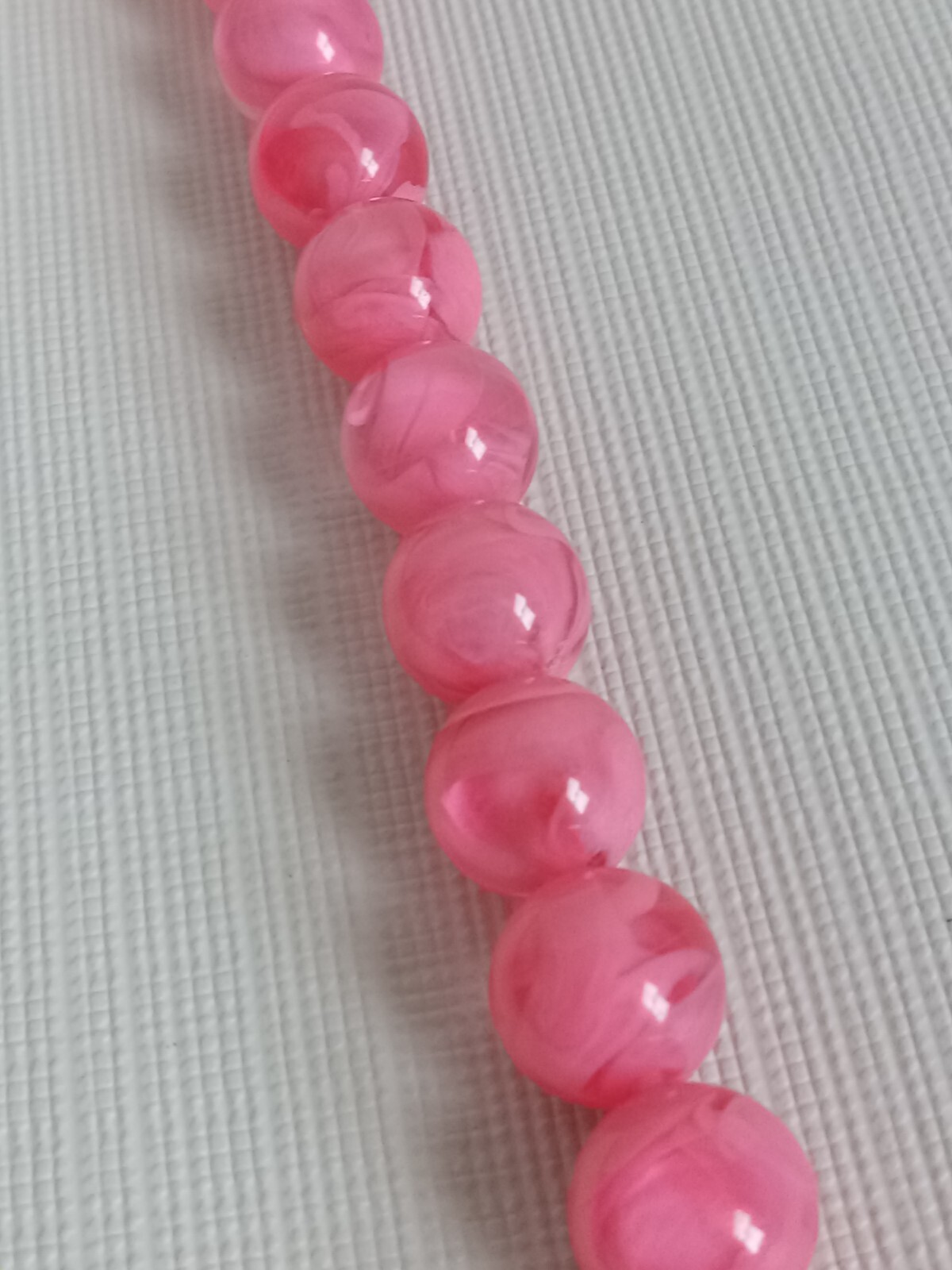 Transparent Bubblegum Pink Round Acrylic Beaded Single Strand Statement Necklace