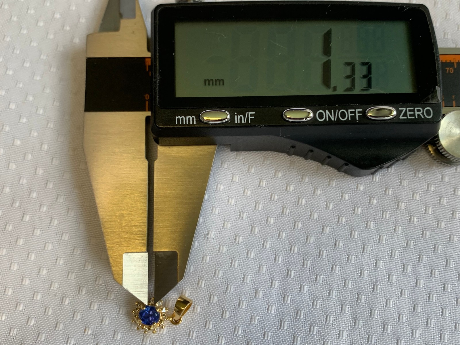 14K Yellow Gold Charm .91g Fine Jewelry Sapphire Color Stone Charm *READ*